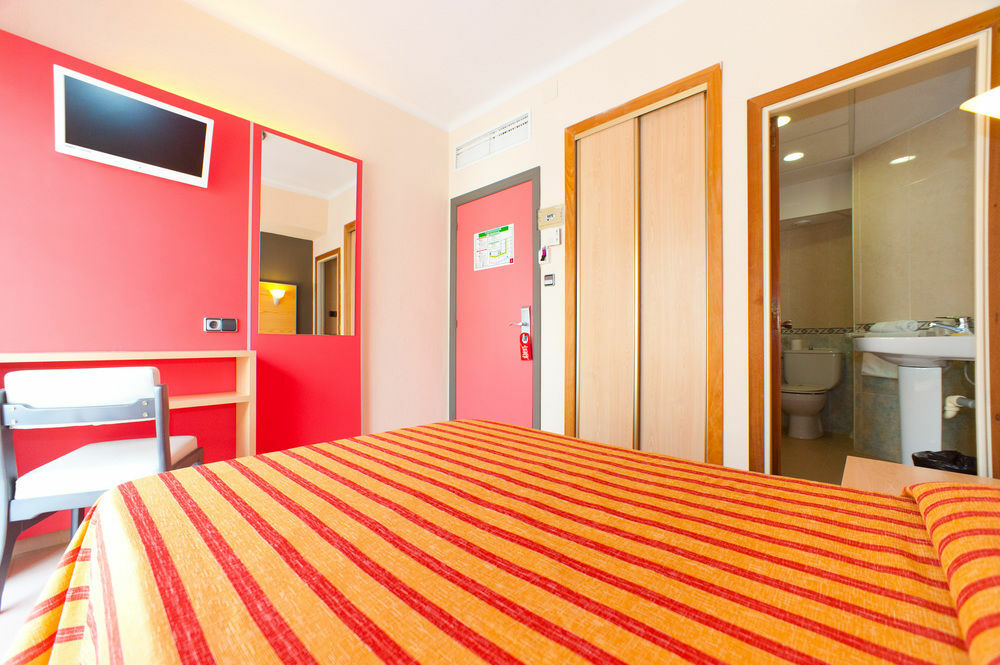 The Red Hotel By Ibiza Feeling - Adults Only San Antonio Abad Exterior foto