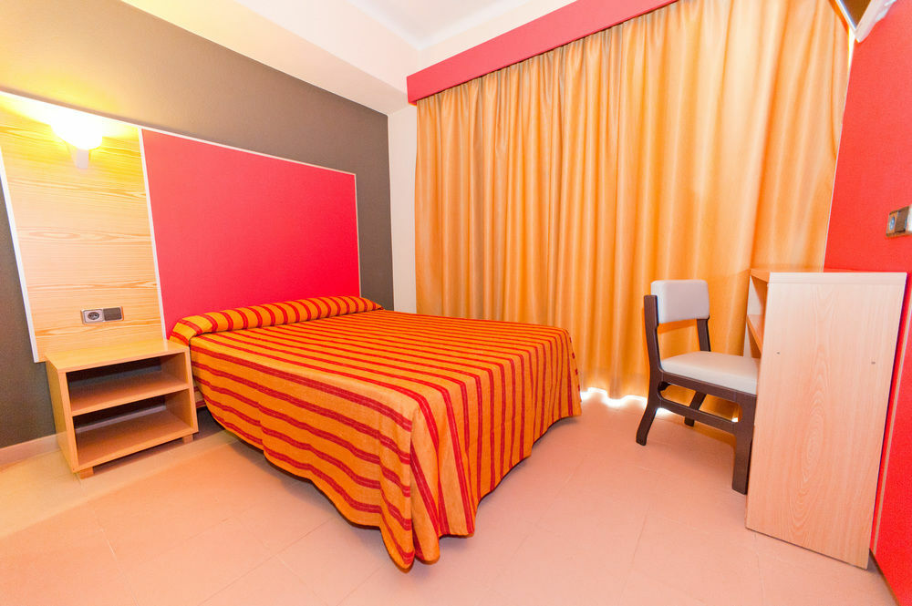 The Red Hotel By Ibiza Feeling - Adults Only San Antonio Abad Exterior foto